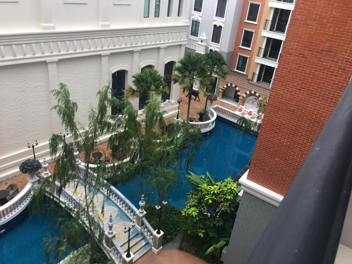 Espana Condo Resort Pattaya Evt Jomtien Beach Exteriör bild