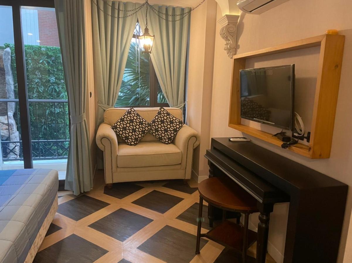 Espana Condo Resort Pattaya Evt Jomtien Beach Exteriör bild
